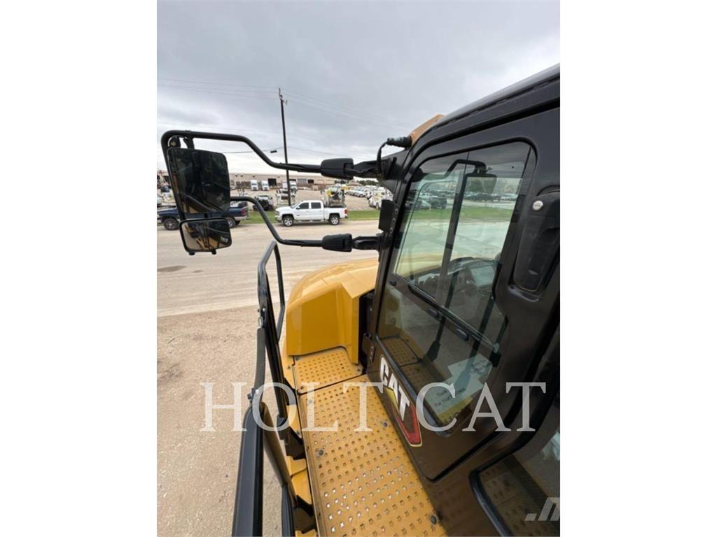 CAT W00 730 Transportoare articulate