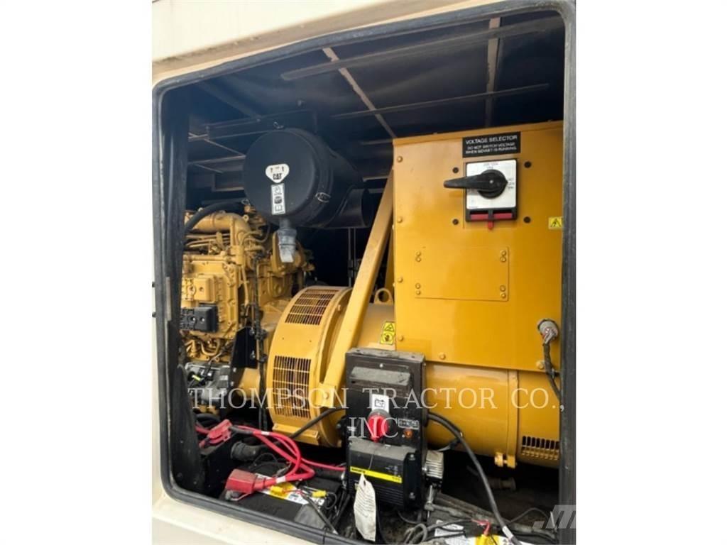 CAT XQ 230 Alte generatoare
