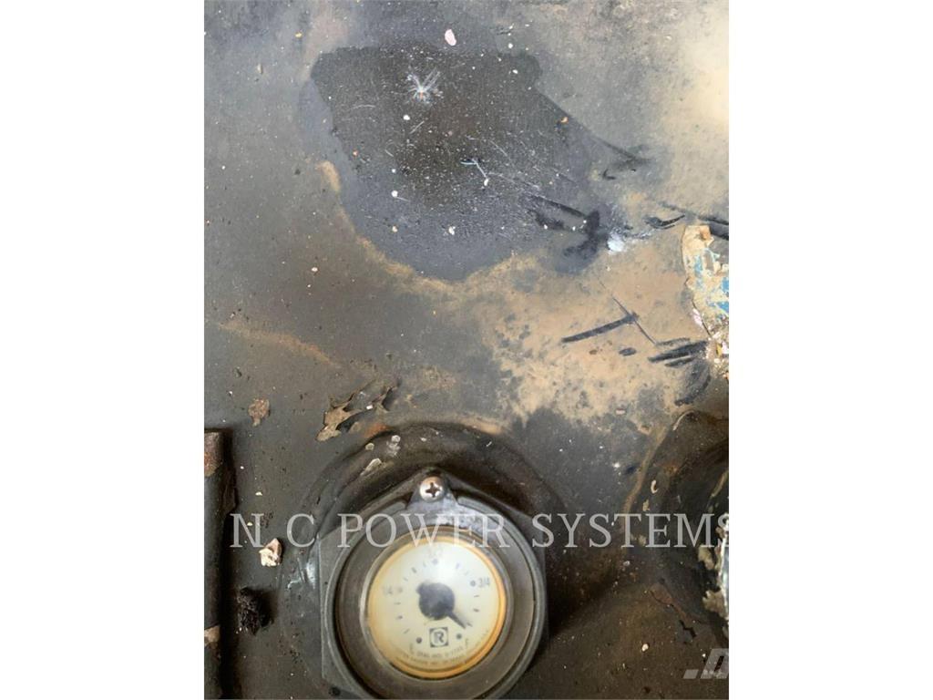 CAT XQ 300 Alte generatoare