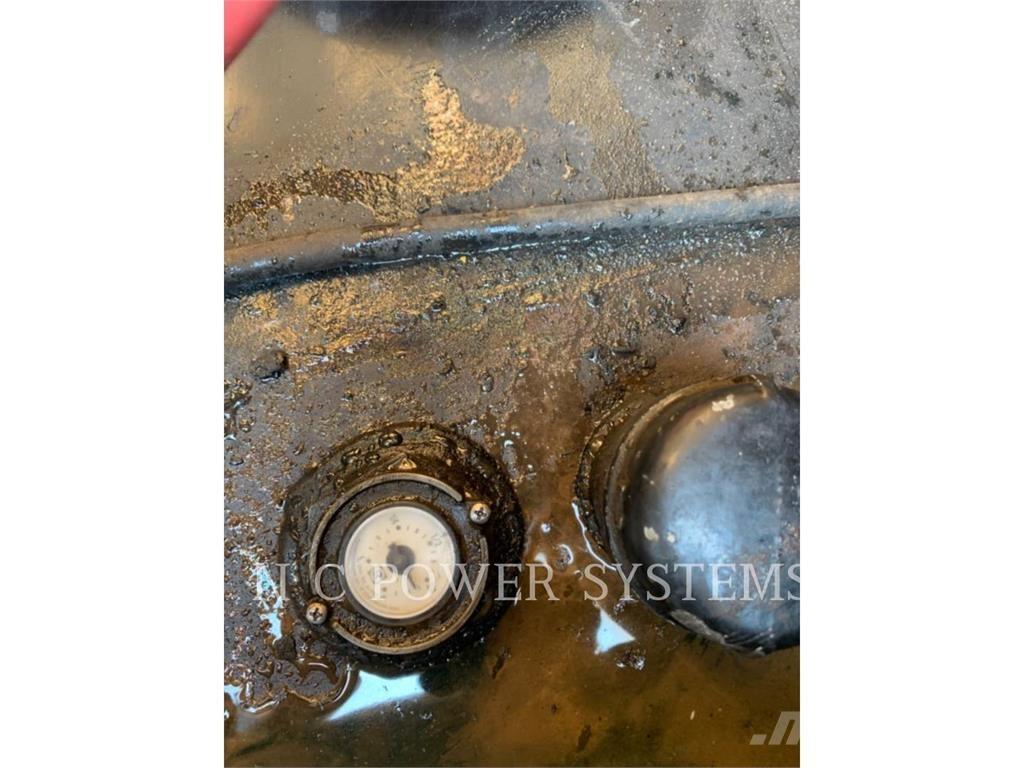 CAT XQ 300 Alte generatoare