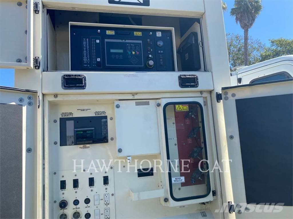 CAT XQ 350 Alte generatoare
