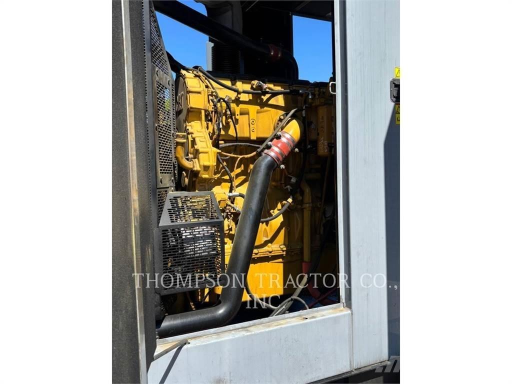 CAT XQ 400 Alte generatoare
