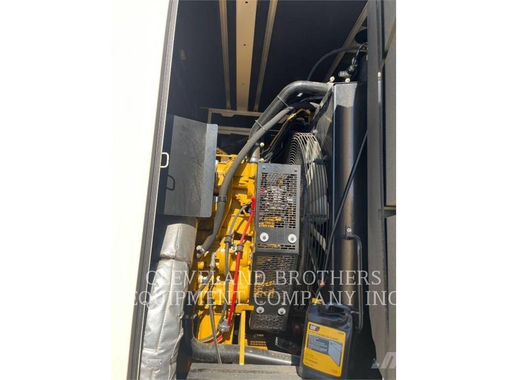CAT XQ 425 Alte generatoare