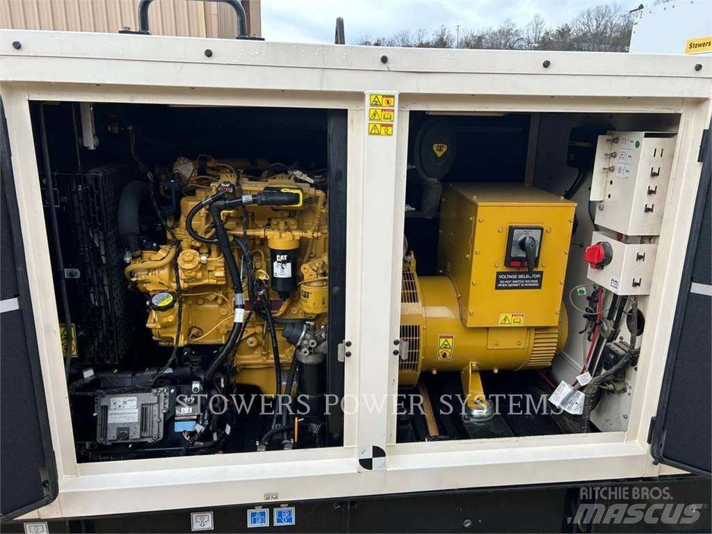 CAT XQ-60 48KW Alte generatoare