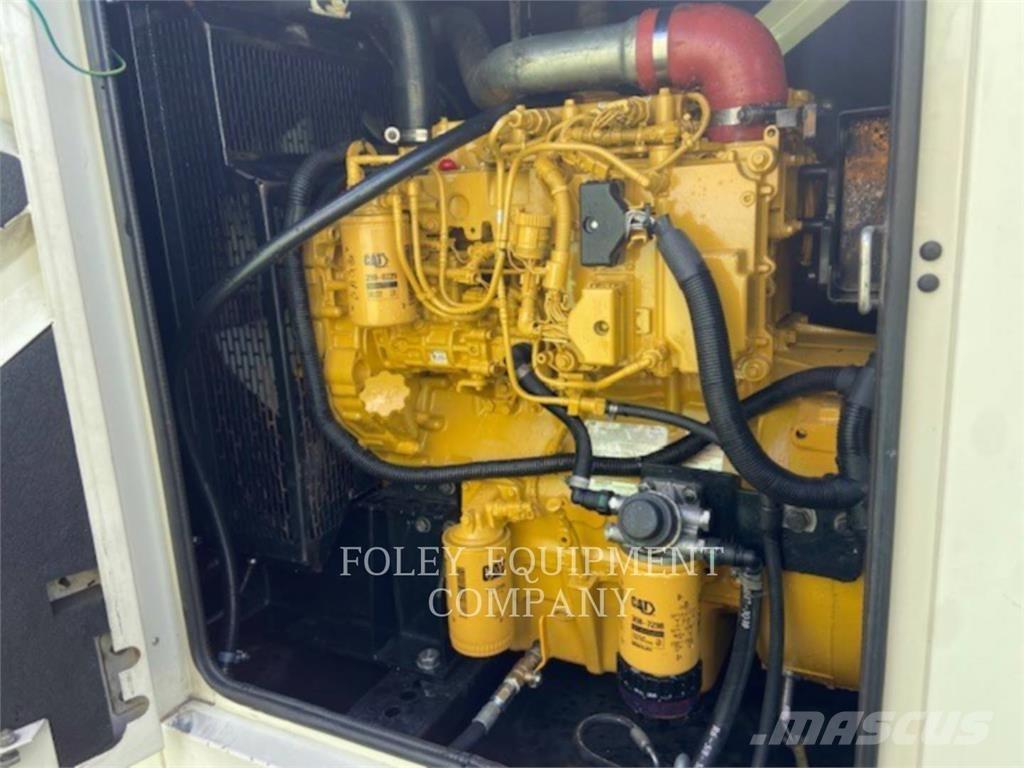 CAT XQ100 Alte generatoare