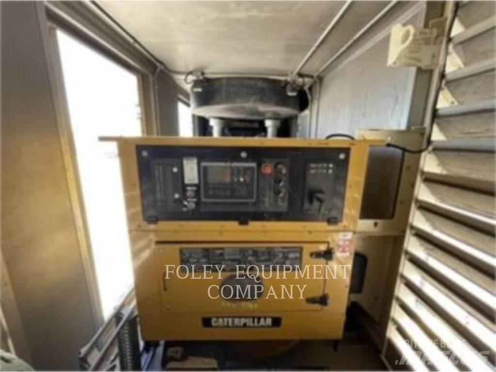 CAT XQ800 Alte generatoare