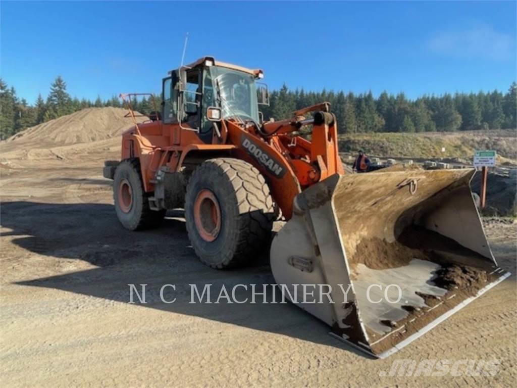 Doosan DL420-3 Incarcator pe pneuri
