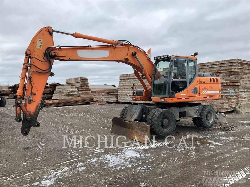 Doosan DX190W Excavatoare cu roti
