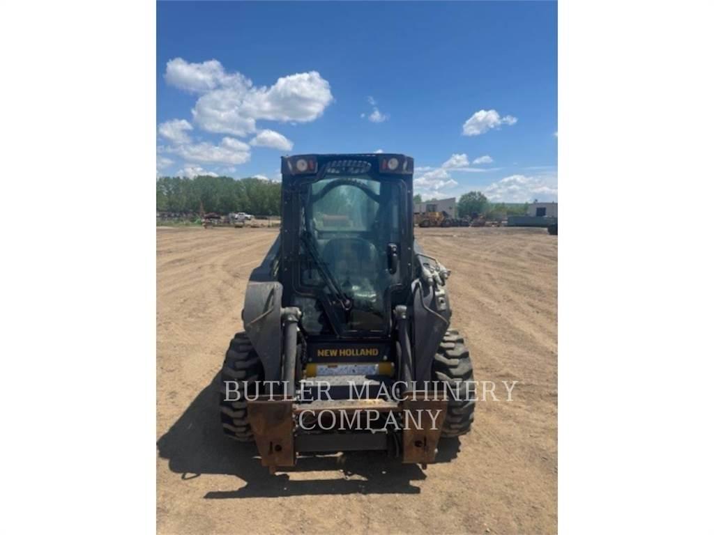 Ford / New Holland L318 Mini incarcator