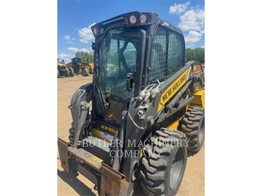 Ford / New Holland L318 Mini incarcator