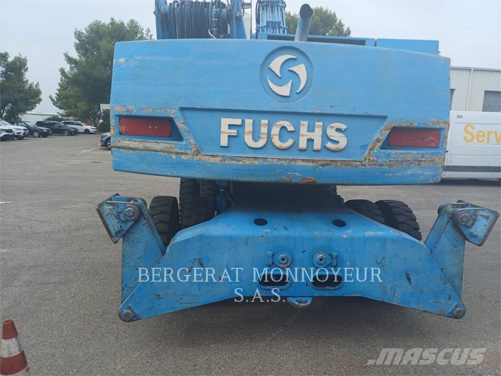 Fuchs MHL320 Excavatoare cu roti