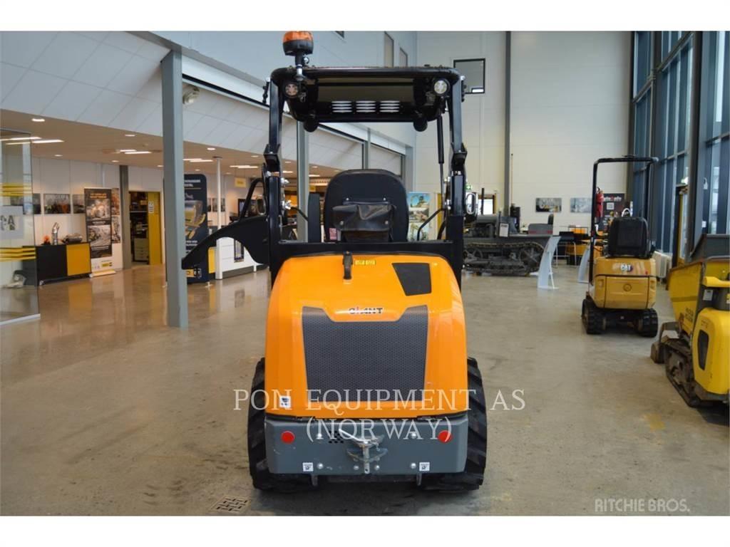  G2200 E Incarcator pe pneuri