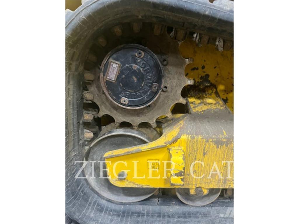 Gehl RT215 Încarcatoare cu excavator