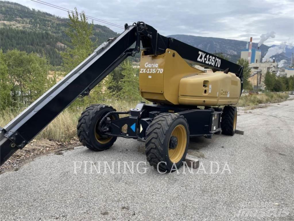 Genie JLGZX135 Nacele cu brat articulat