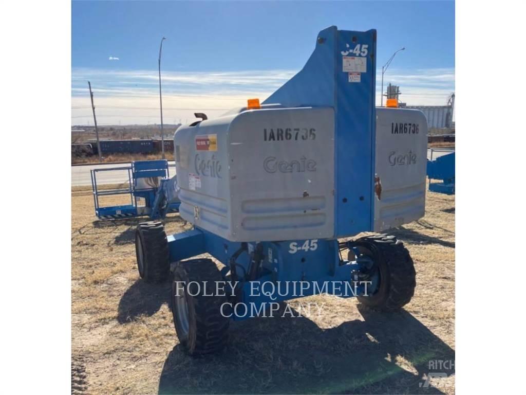 Genie S45G4 Nacele cu brat articulat