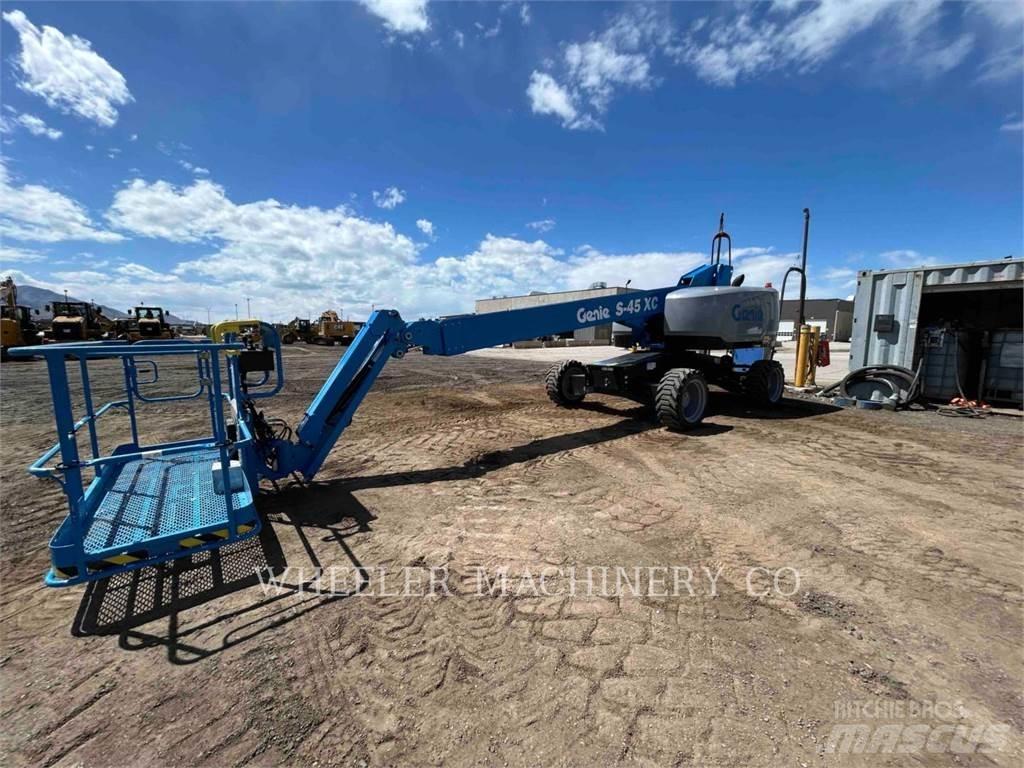 Genie S45XC Nacele cu brat articulat