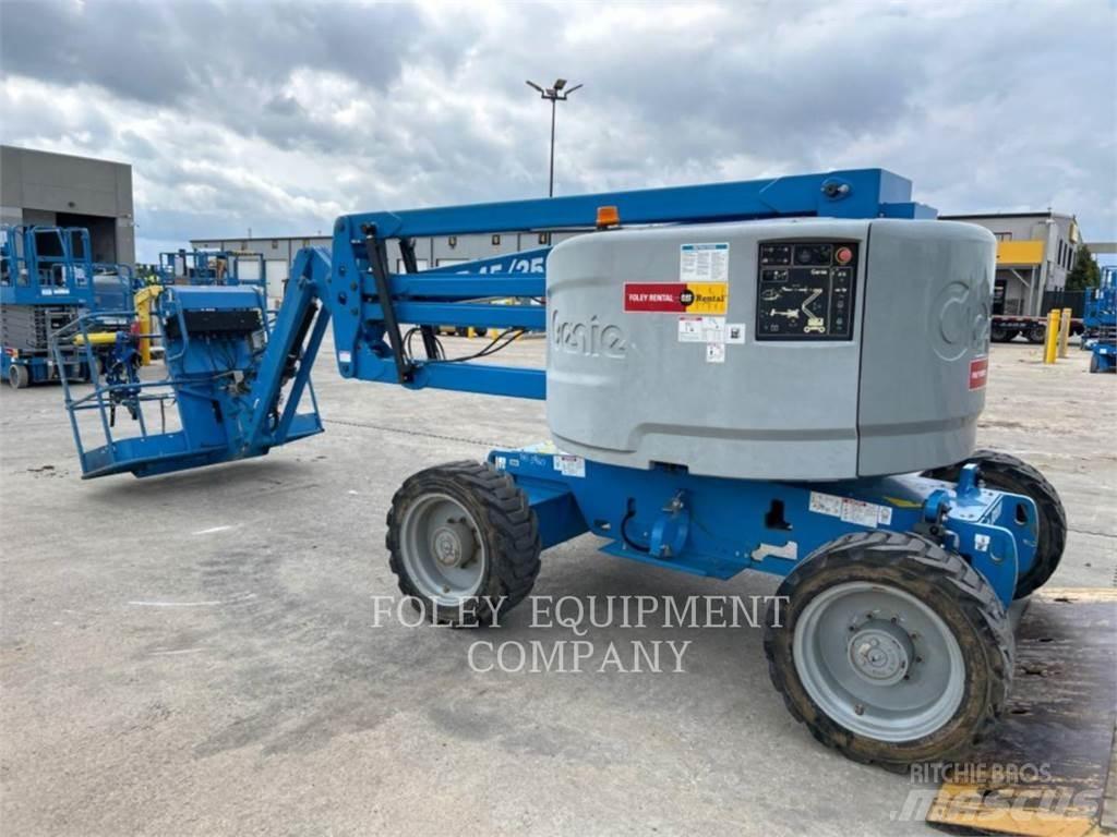 Genie Z45/25JG4 Nacele cu brat articulat