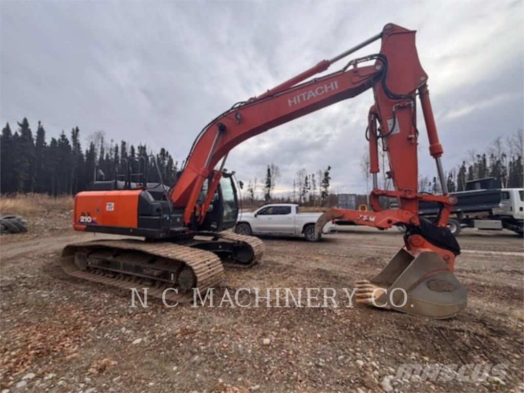 Hitachi 210 Excavatoare pe șenile
