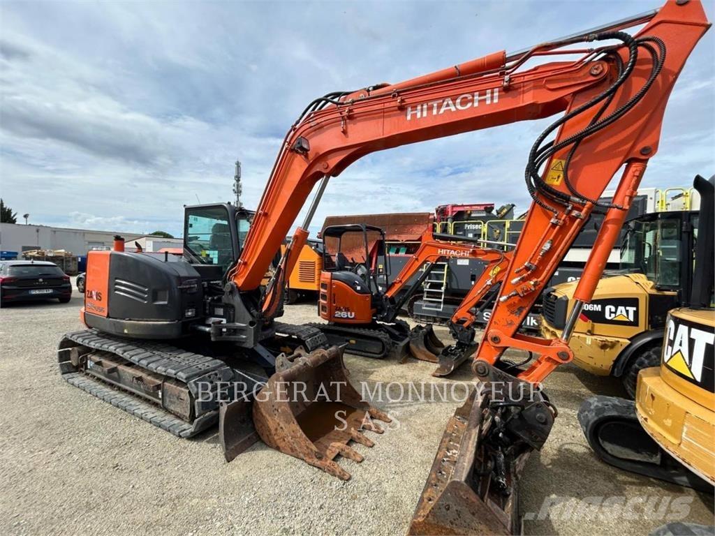 Hitachi ZAXIS85 Incarcator pe pneuri