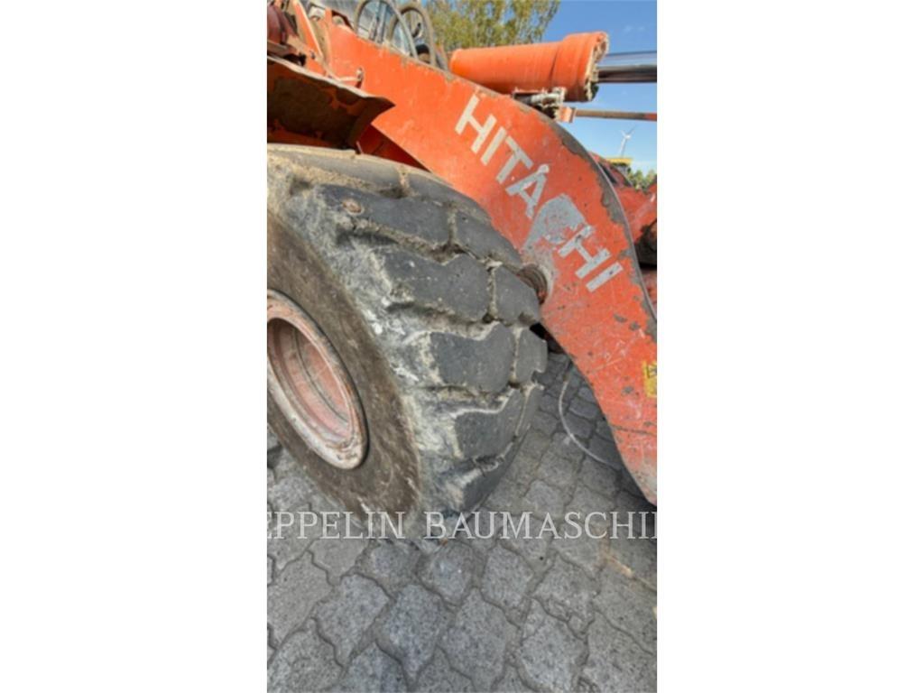 Hitachi ZW250-6 Incarcator pe pneuri