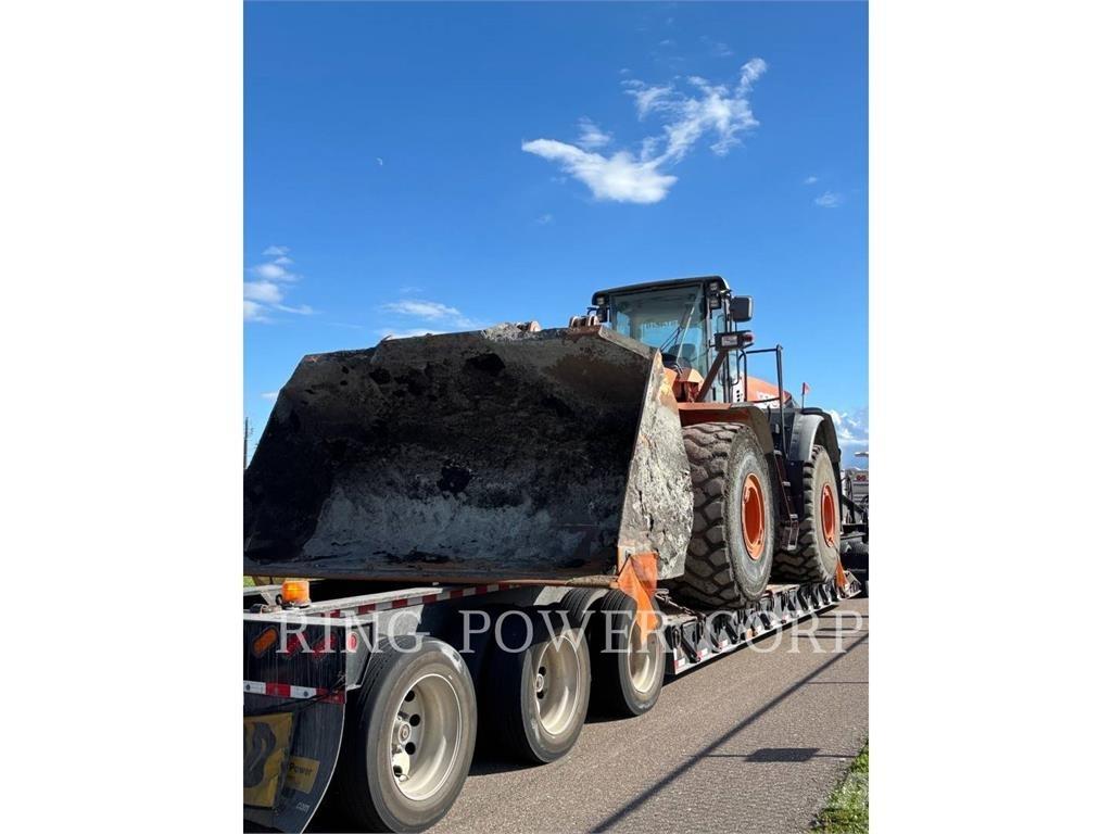 Hitachi ZW3706-6 Incarcator pe pneuri