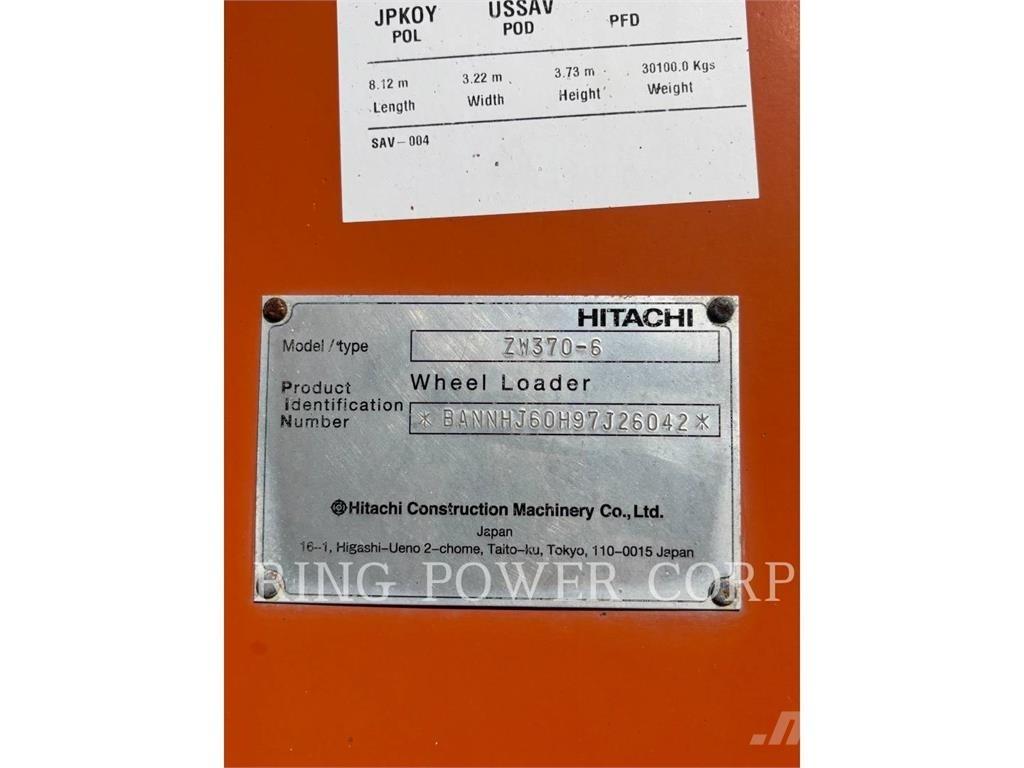Hitachi ZW3706-6 Incarcator pe pneuri
