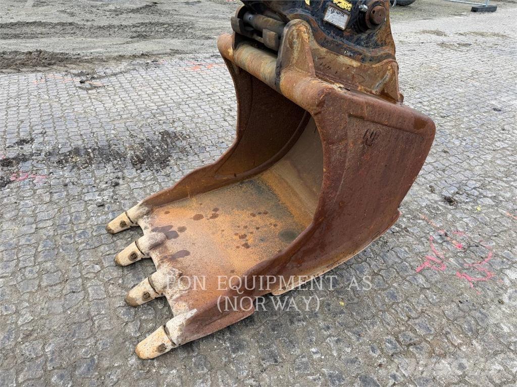 Hitachi ZX210 Excavatoare pe șenile
