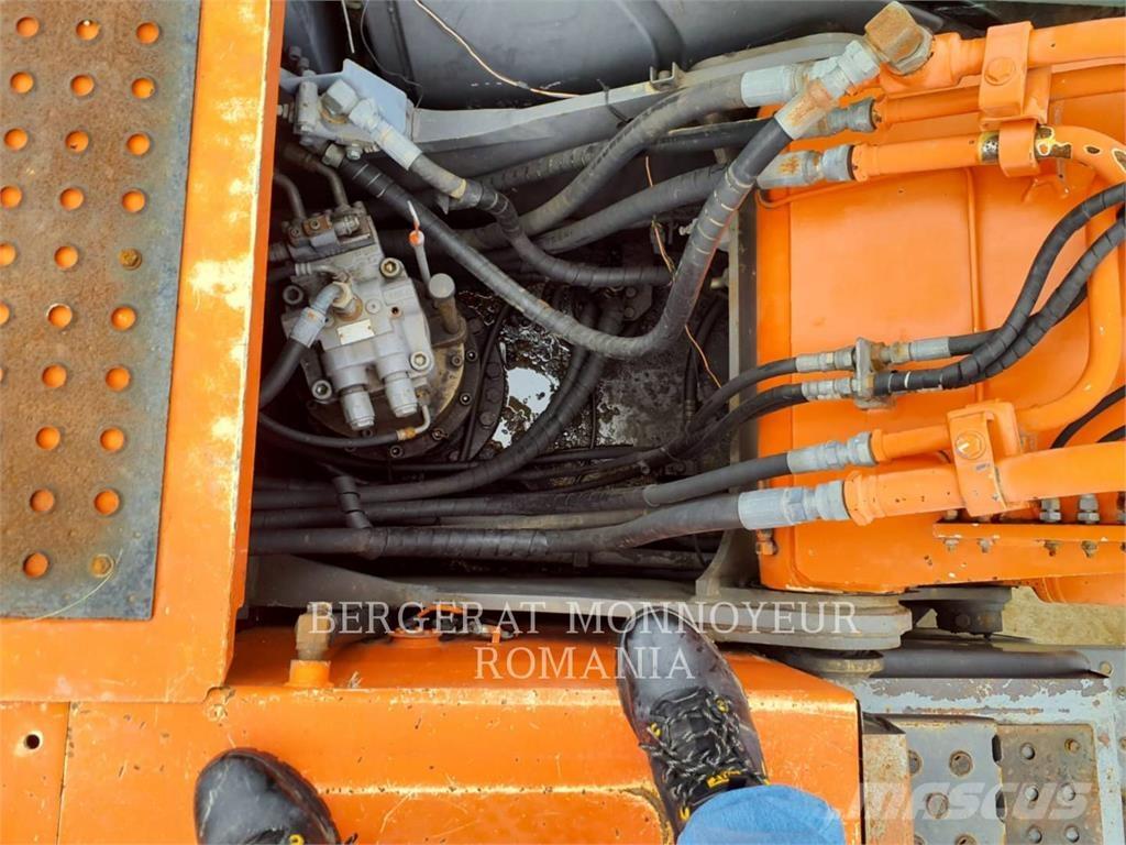 Hitachi ZX2400N-3 Excavatoare pe șenile
