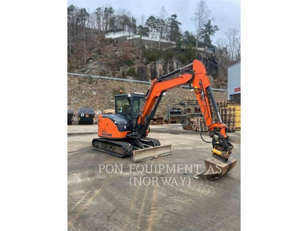 Hitachi ZX65 Excavatoare pe șenile

