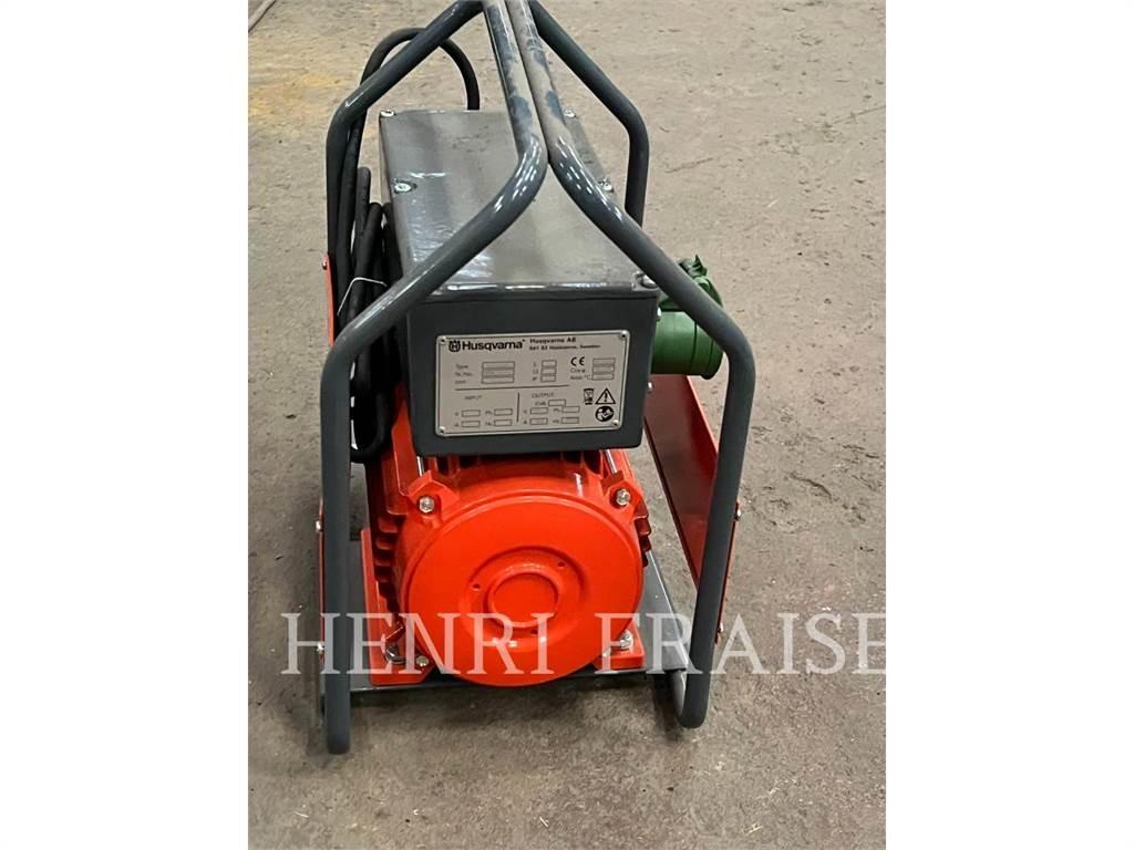 Husqvarna CF11 Utilaje construcții - Altele