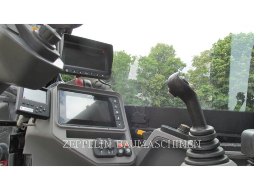 JCB 110W Excavatoare cu roti