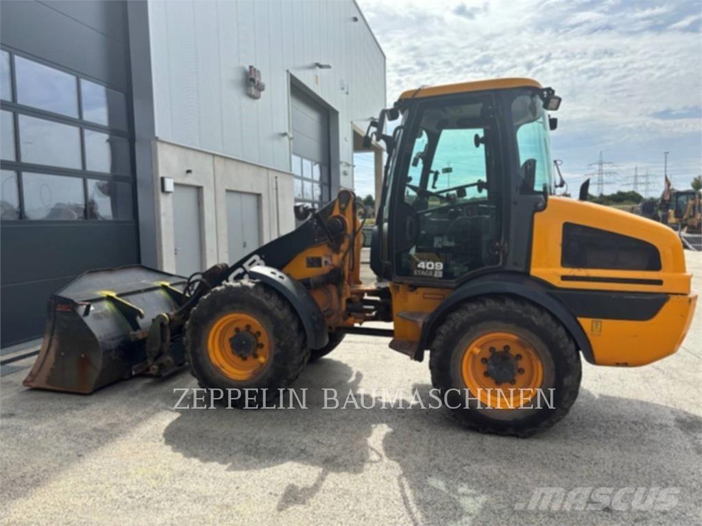 JCB 409 Incarcator pe pneuri