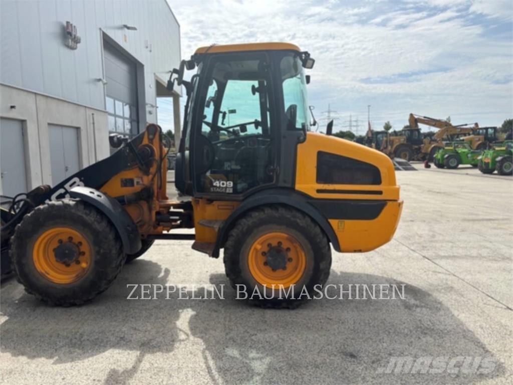 JCB 409 Incarcator pe pneuri