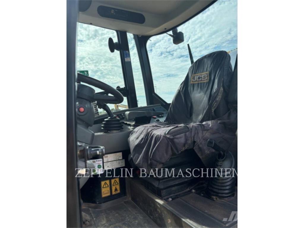 JCB 409 Incarcator pe pneuri