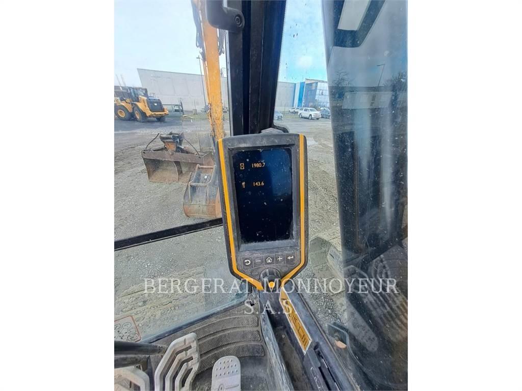 JCB JS180LC Excavatoare pe șenile
