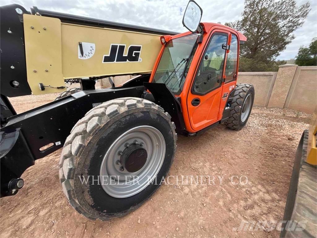 JLG 1055 Stivuitoare telescopice