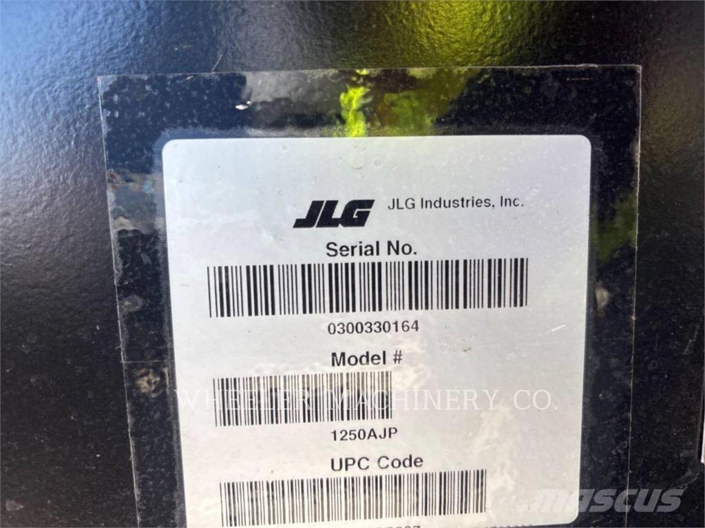 JLG 1250AJP Nacele cu brat articulat