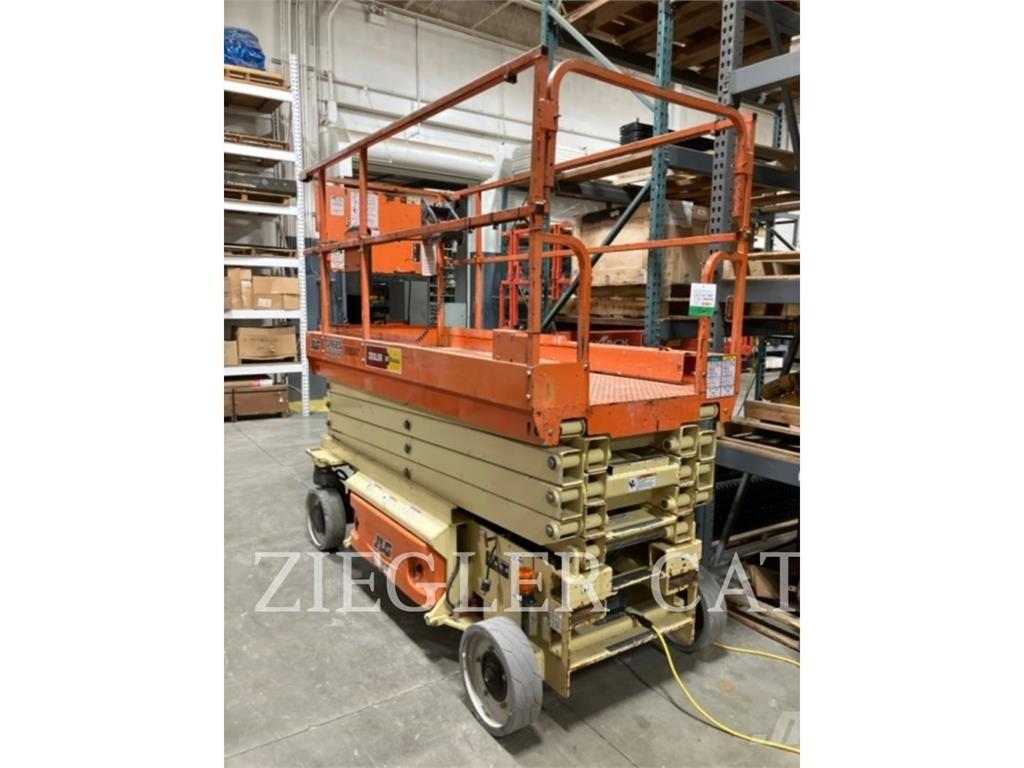 JLG 3246ES Platforme foarfeca