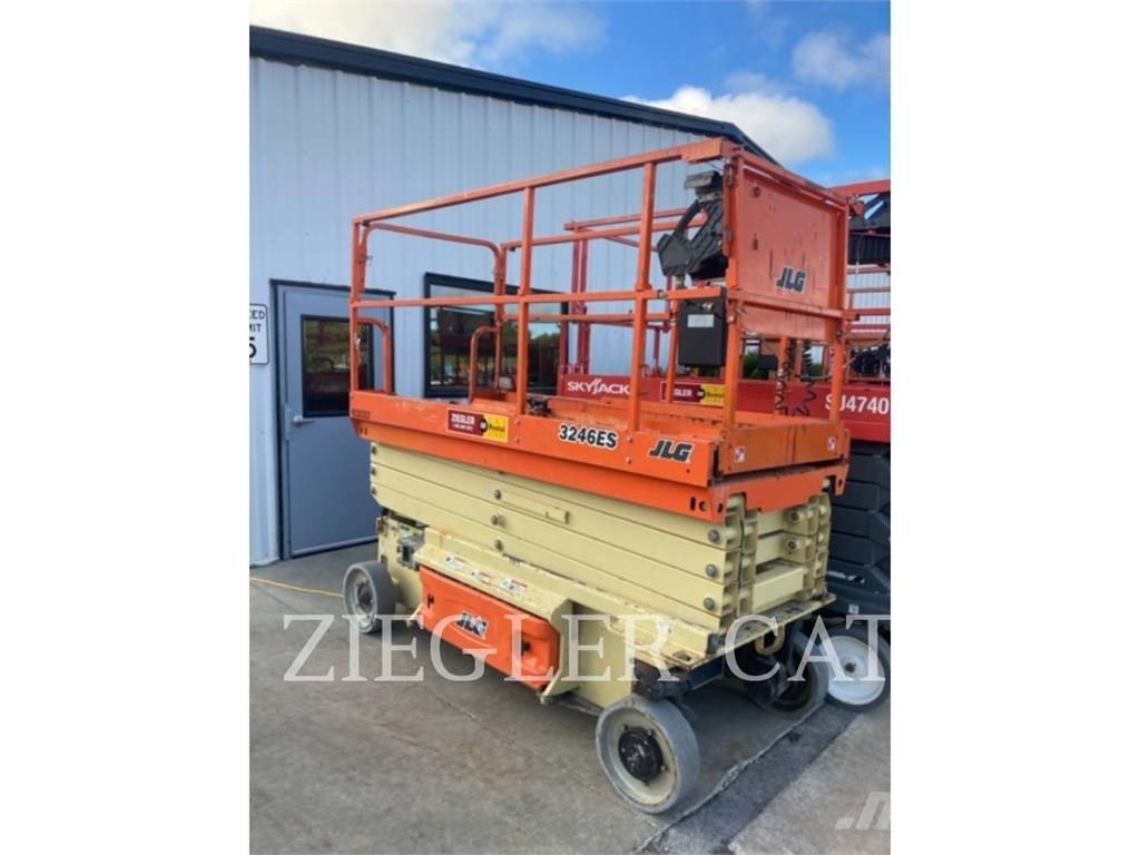 JLG 3246ES Platforme foarfeca