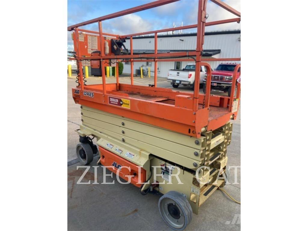 JLG 3246ES Platforme foarfeca