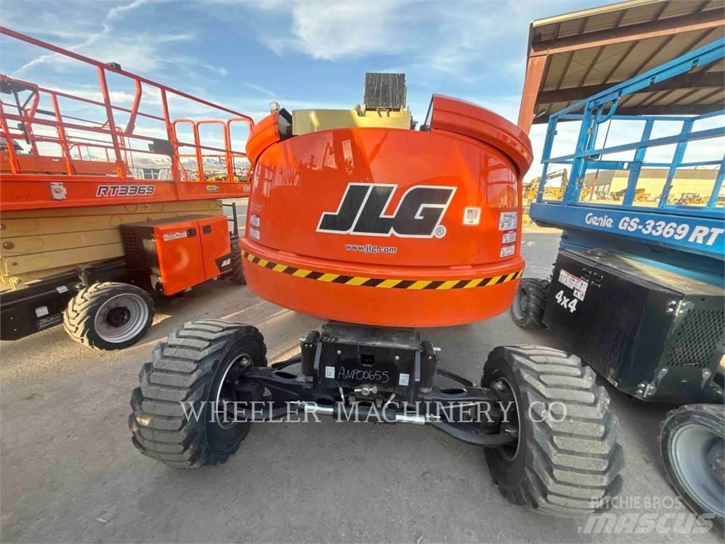 JLG 450AJ Nacele cu brat articulat