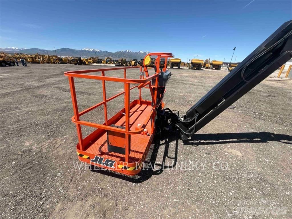 JLG 460SJ Nacele cu brat articulat