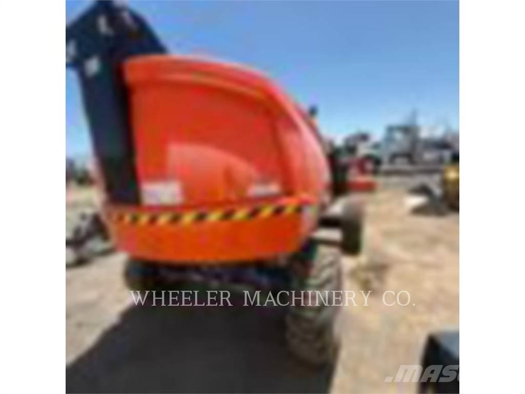 JLG 460SJ Nacele cu brat articulat