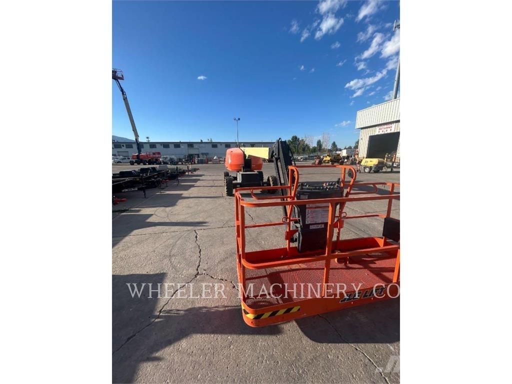 JLG 460SJ Nacele cu brat articulat