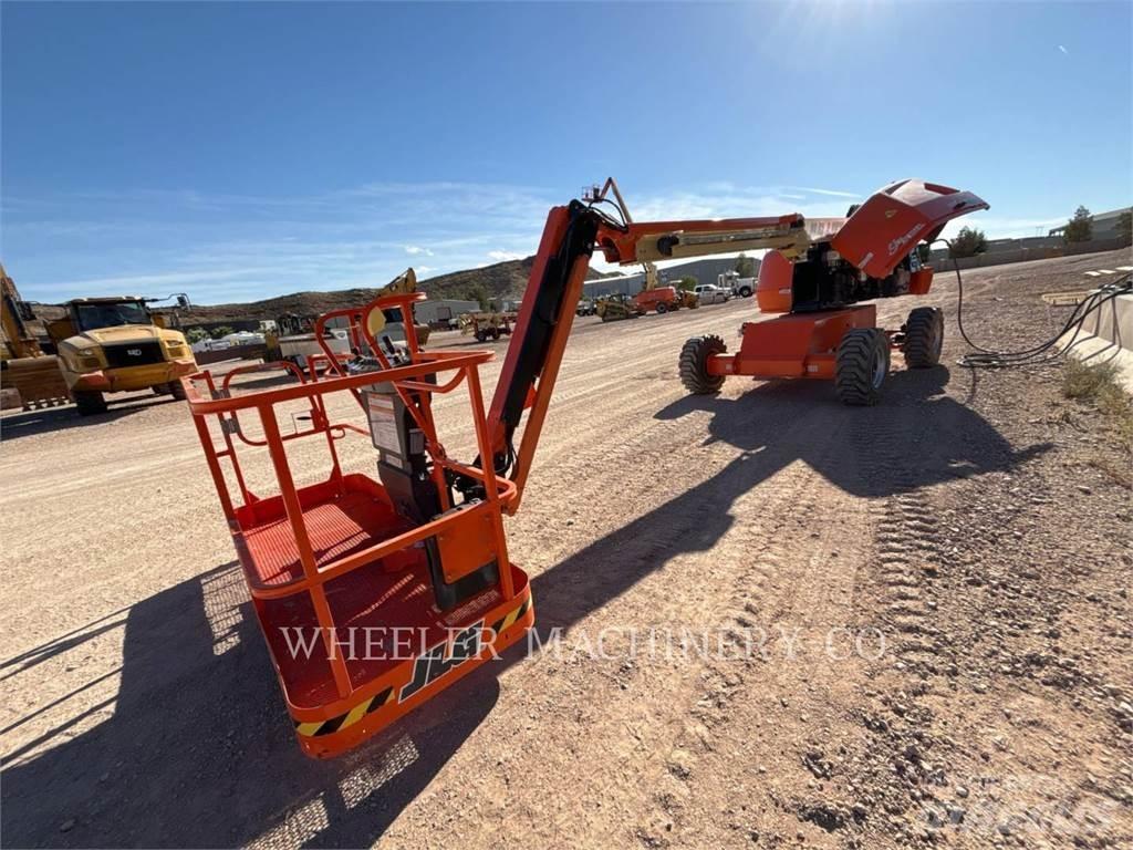 JLG 460SJ SP Nacele cu brat articulat