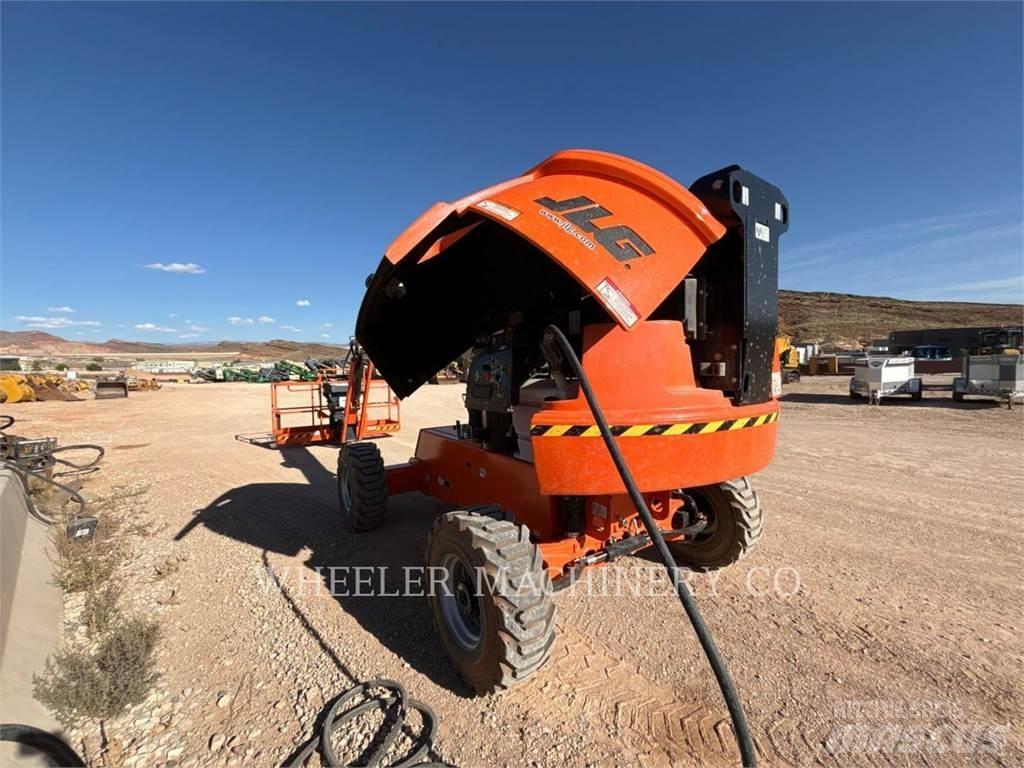 JLG 460SJ SP Nacele cu brat articulat