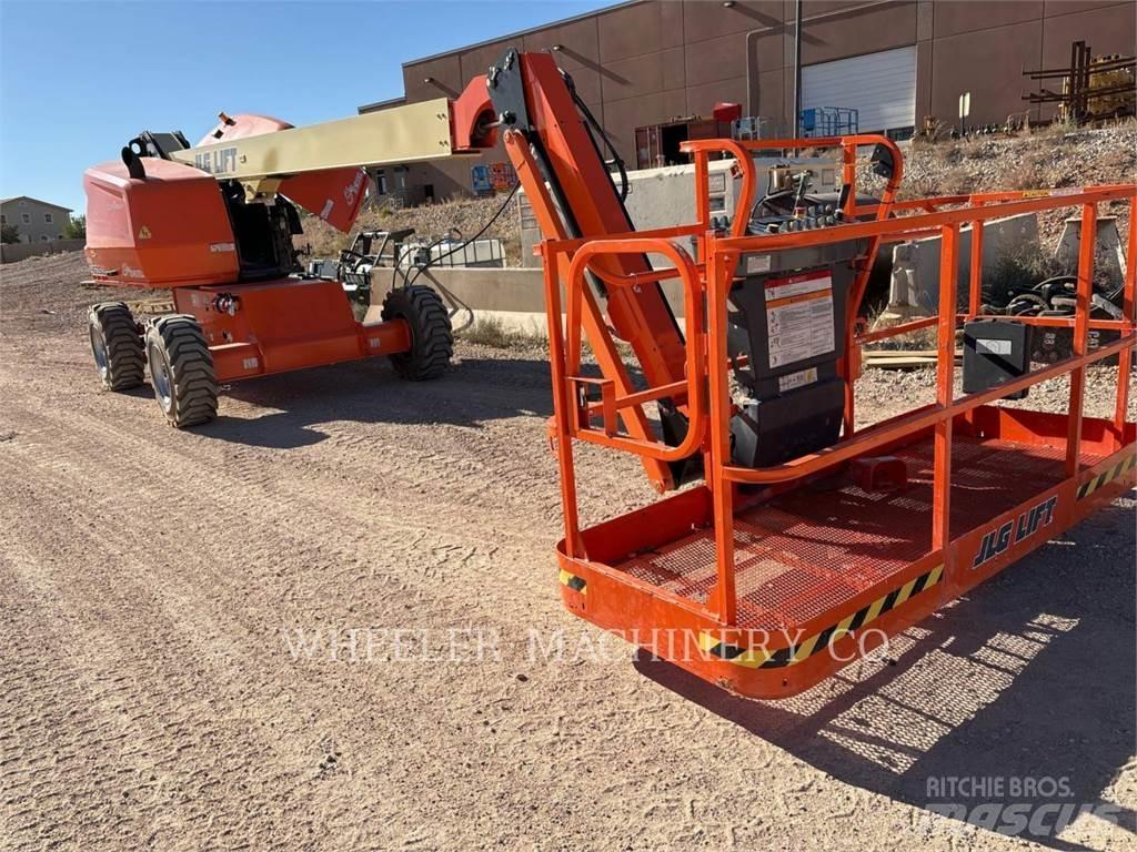 JLG 460SJ SP Nacele cu brat articulat
