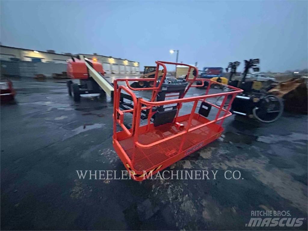 JLG 460SJ SP Nacele cu brat articulat