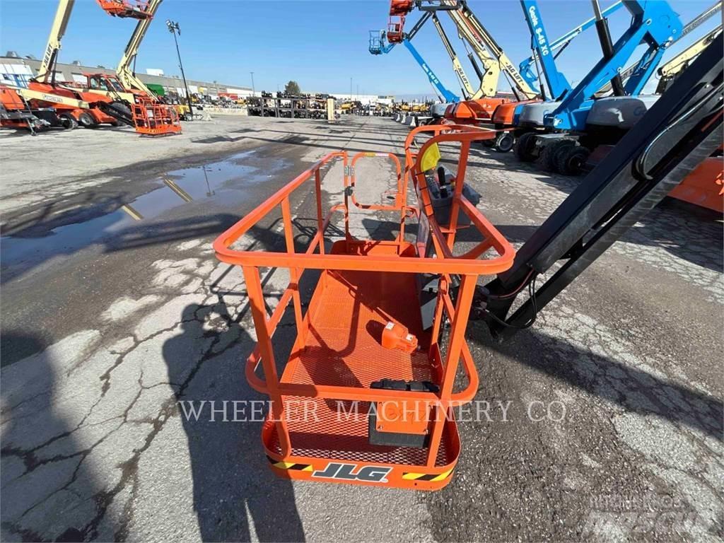 JLG 460SJ SP Nacele cu brat articulat