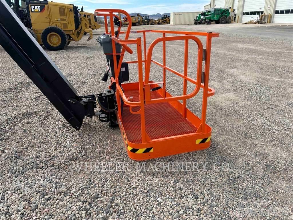 JLG 460SJ SP Nacele cu brat articulat